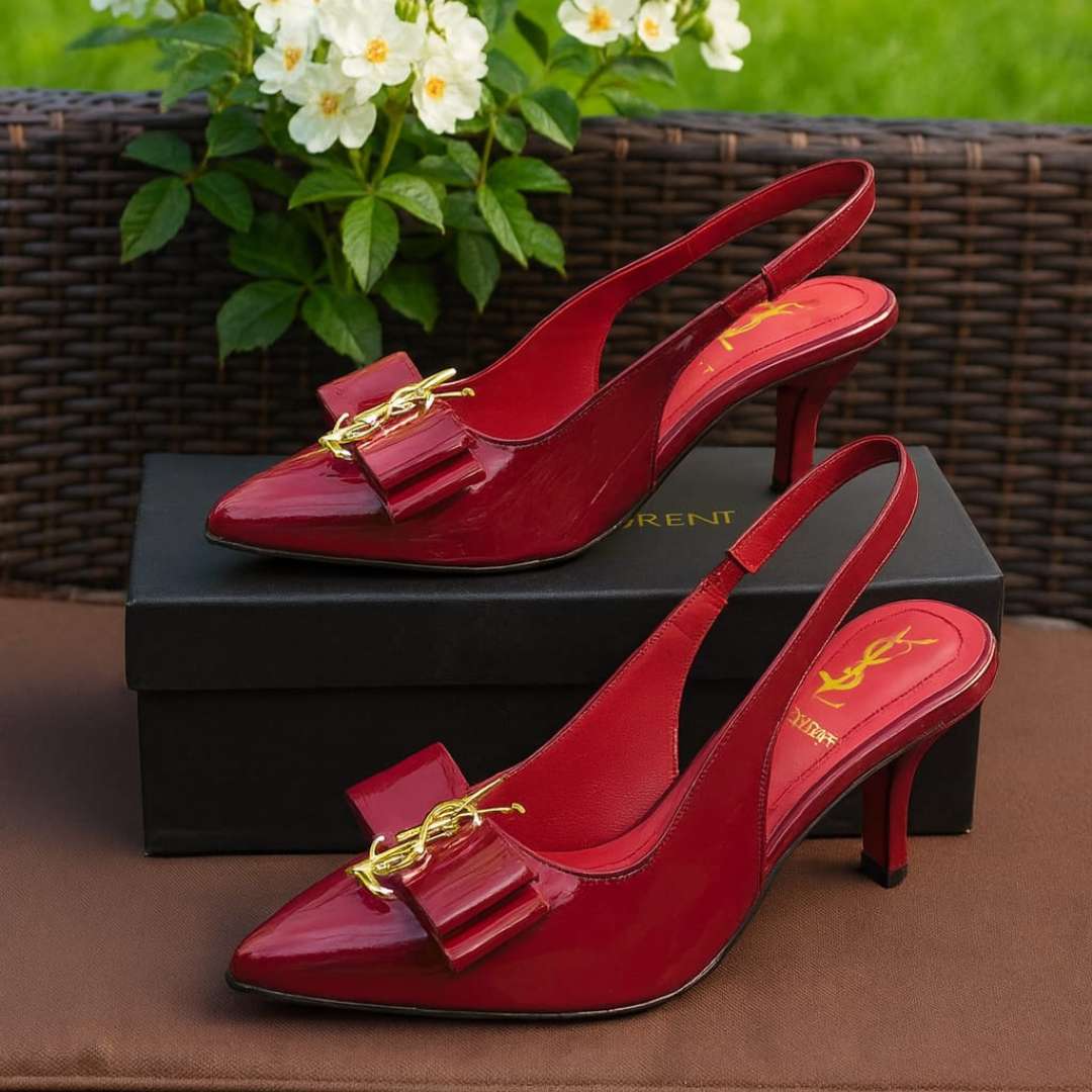 Elegant Black Kitten Heel Shoes For Women